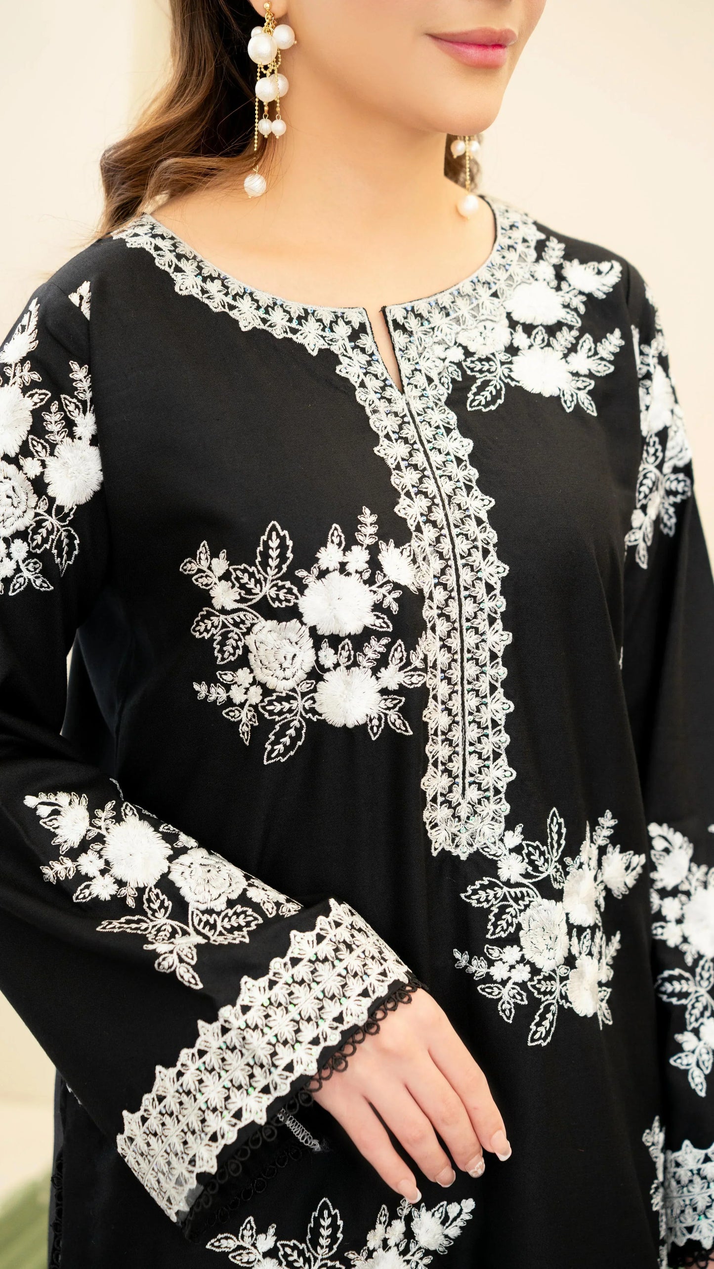 LaibaMir 3pc Embroidered Lawn