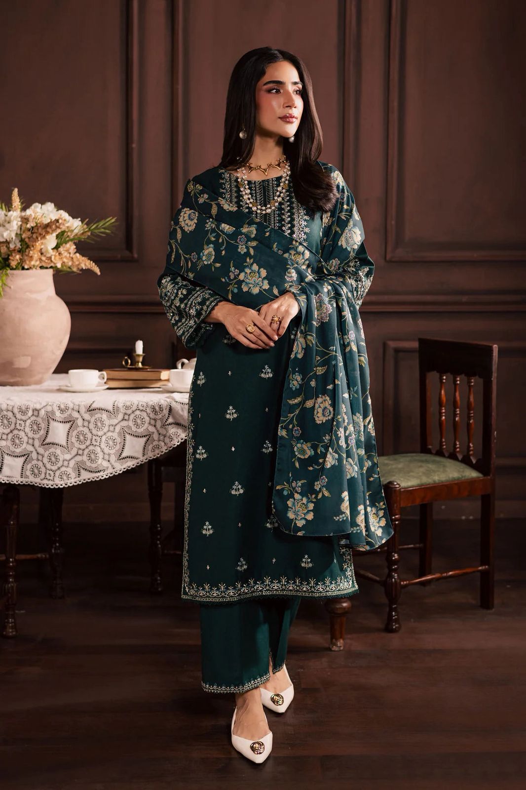 BATIK - 3PC LUXURY LAWN EMBROIDERED SUIT -4038
